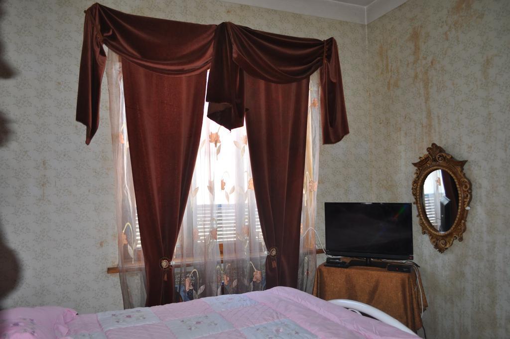 Guest House Cico Telavi Exterior photo