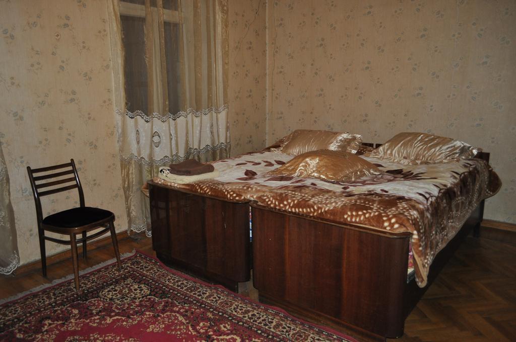 Guest House Cico Telavi Exterior photo