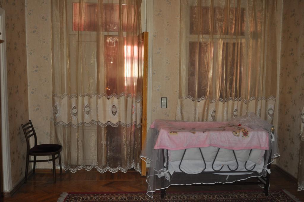 Guest House Cico Telavi Exterior photo