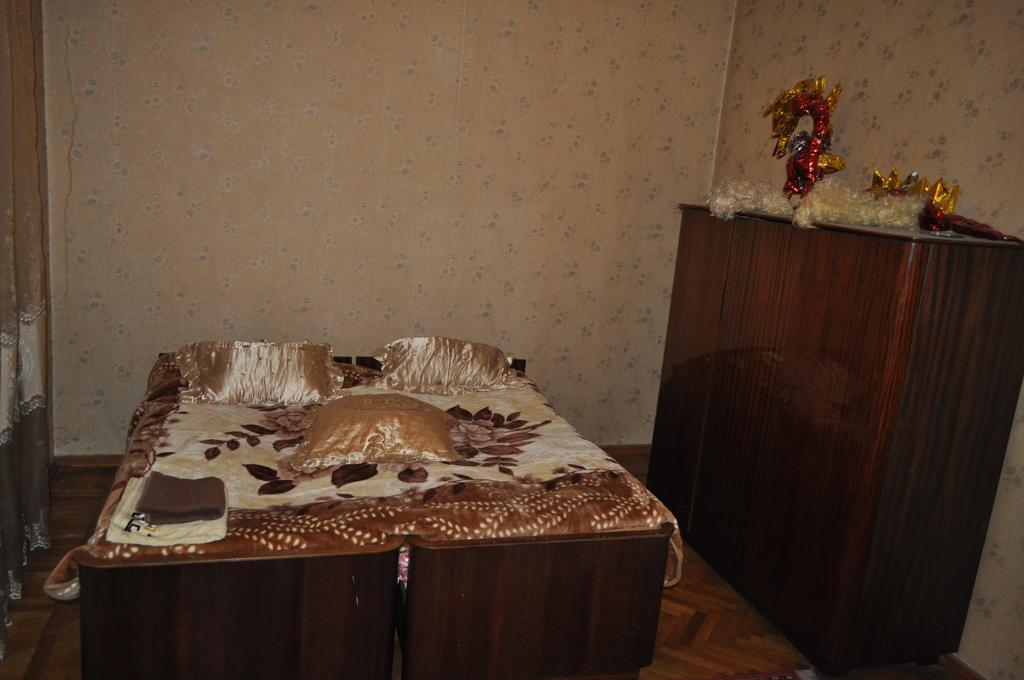 Guest House Cico Telavi Exterior photo